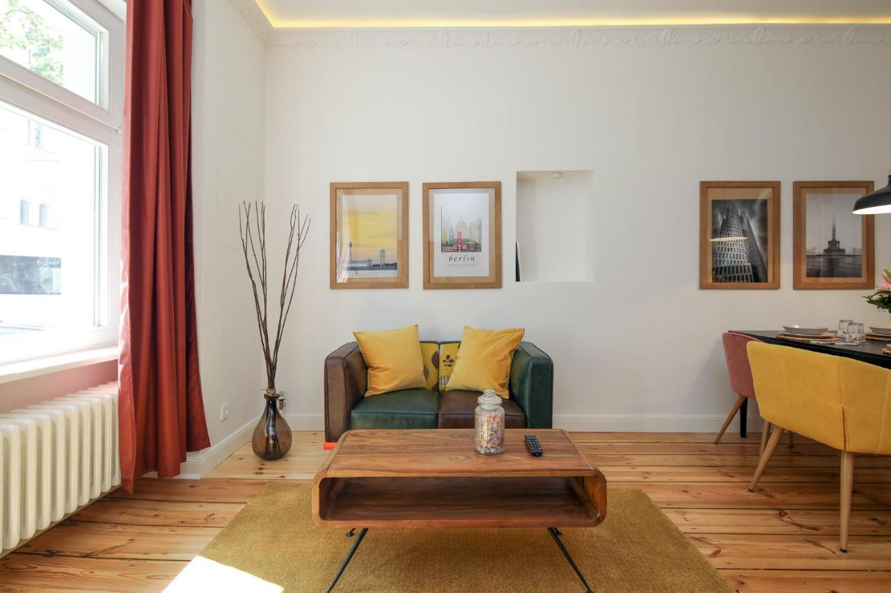 4 Personen Altbau Apartment Nahe Kurfuerstendamm - Romeo & Julia Berlim Exterior foto